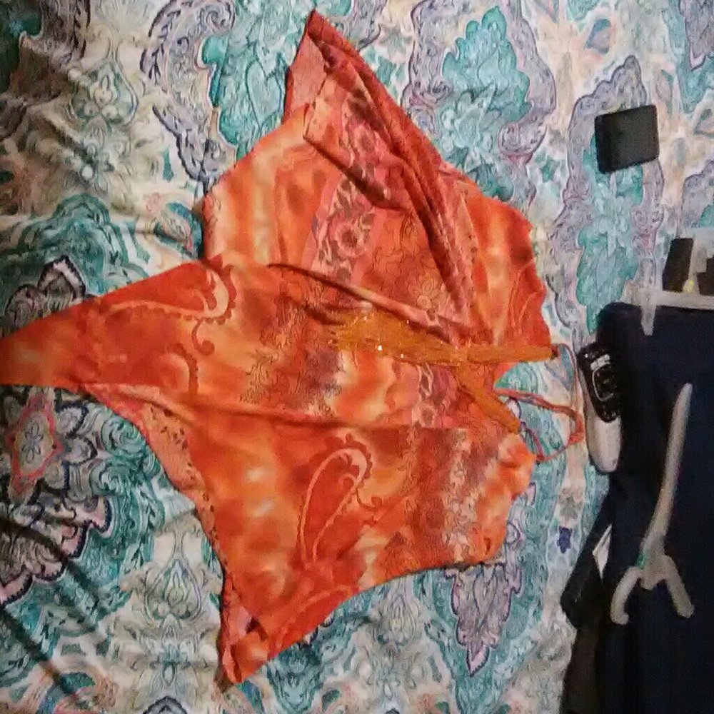 Orange top - Picture 3 of 3